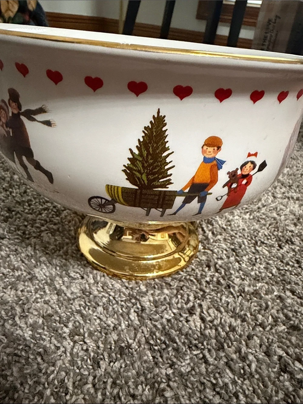 Vintage Charles Wysocki Christmas pedestal bowl